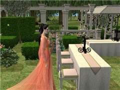 Queen Divine At The Parterres