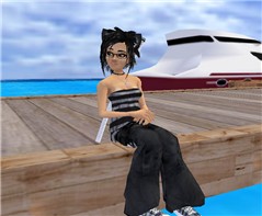 narkissa in white sand beach_4