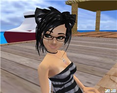 narkissa in white sand beach