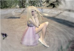 A Simple Cute bright Pic :D b4 I had floated the dress