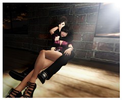 Lazin [pose 2]