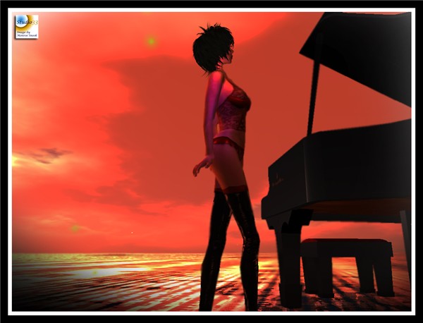 piano girl