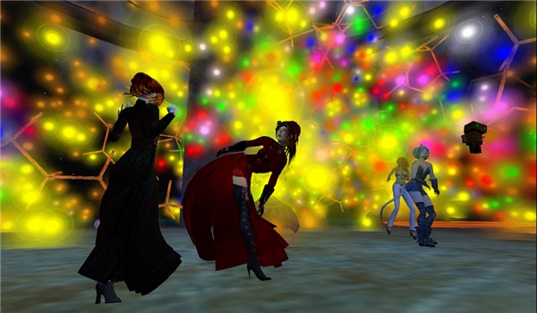Steampunk Shengri La_Eva and Kate in the Partycules