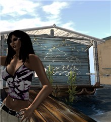 At Tres Blah in Caribe (Very lovely sim)