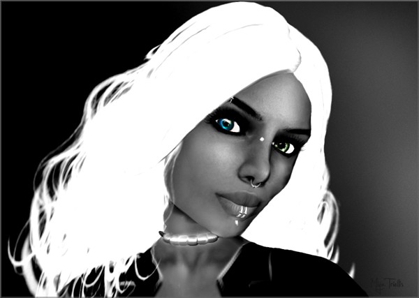 Liliannah Triellis - Black and white photo