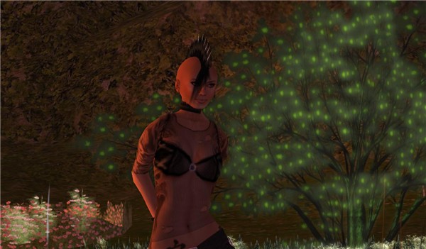 Eves with the new Panteli-Punk look - Koinup Burt