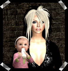 Kitana and Mommy