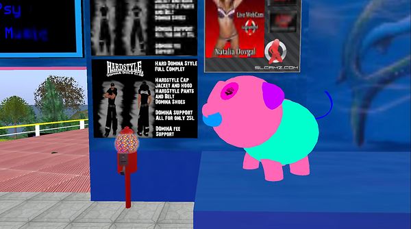 piggy at domina disco club