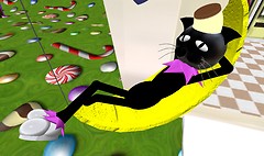 Wheee.. flan hat! - Lorimae Undercroft