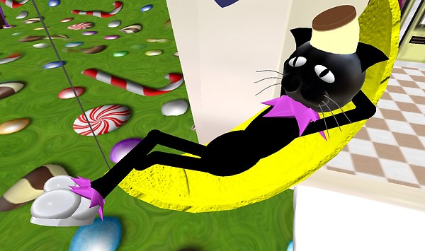 Wheee.. flan hat! - Lorimae Undercroft