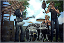 { FreakOut' Band }