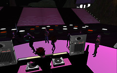 DJ Doubledown Rocking The Metaverse