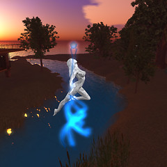 Zensual Sculpture - Skydancer