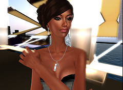 si*na:JEWELRY-NECKLACE-Wing