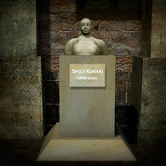Statue