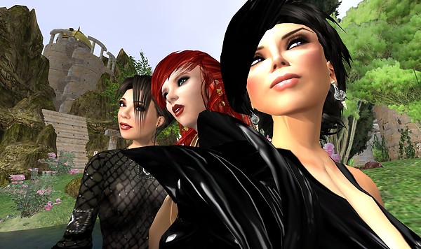 3 machinima diva's