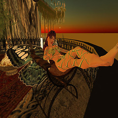 Lounging-in-Apollo