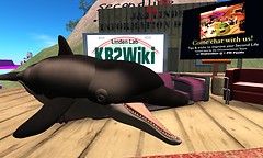 Daniel Voyager gots his dolphin on,  he just got it like 10 min 
 ago and lots of teeth - Torley Linden