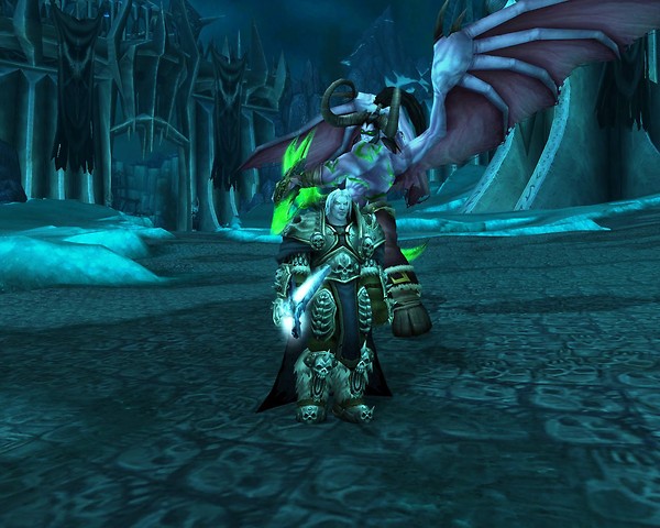 Arthas! watch your back!