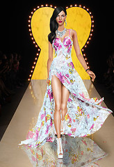 BETSEY JOHNSON - S/S2012 RTW